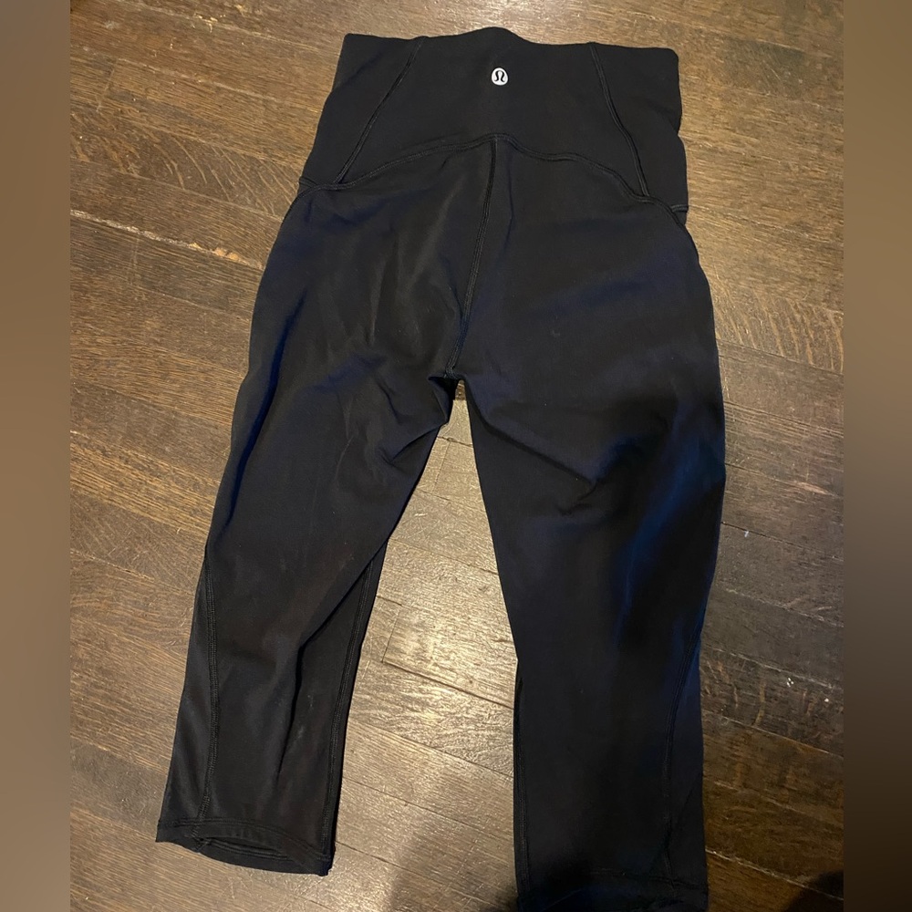 Lululemon cropped leggings